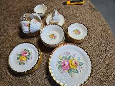 VINTAGE QUBAN ROYAL LUNCHEON SERVICE - Photo 3