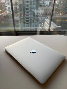 MacBook Pro 14' — Excellent Condition | $695