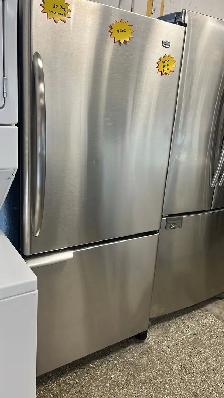 Maytag 30" Bottom Freezer Refrigerator-30-Day Warranty - Photo 2