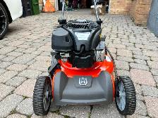 Lawnmower Husqvarna - Engine B & S 7 HP