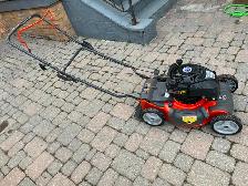 Lawnmower Husqvarna - Engine B & S 7 HP - Photo 4
