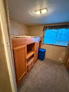 2010 Keystone Sprinter 31’ - Ready to Camp! - Photo 6