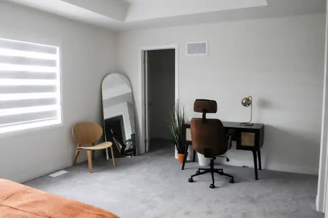 Gorgeous Master Suite | Ensuite   Walk-In | Cambridge New Build
