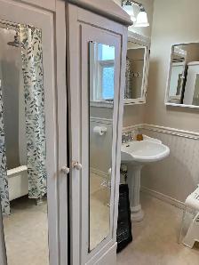 Private and Peaceful  Room for Rent in Prime Location - Photo 4