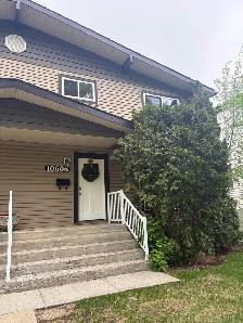 UofADelux townhouse for rent
