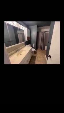 $400 shared room - Photo 2