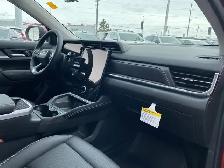 2026 GMC Terrain AWD Denali  RUNNING BOARDS - Photo 29