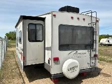 2012 Cougar 29 Ft T/A 5th Wheel Travel Trailer High Country 29IR - Photo 3
