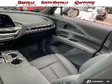 2024 Cadillac LYRIQ LUXURY | ELECTRIC | PANORAMIC SUNROOF | - Photo 25