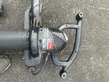 electric TORO leaf blower / vacuum combo - Photo 3