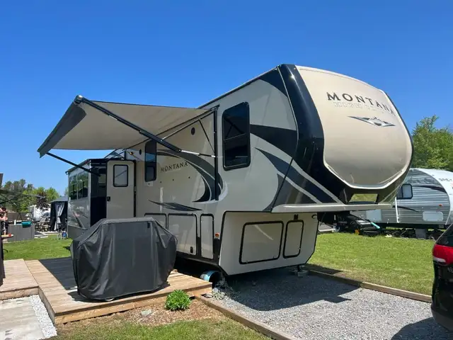 ⭐ Montana High Country 384BR 2019 – Set Up Complet Clé en Main –