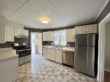 253 Water St - Three Bedroom Single Family Home - Photo 5