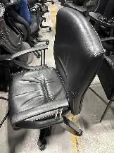 Tayco Leather Chair! - Photo 3