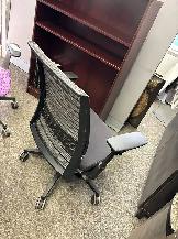 Steelcase Think V2 Chair! - Photo 4