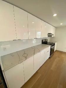 UPSTAIRS unit: 2 bed, 1 bath. $2400/month   utilities - Photo 2