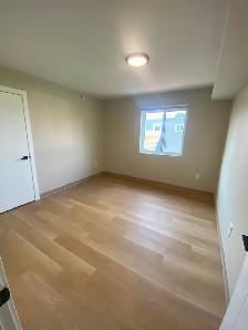 UPSTAIRS unit: 2 bed, 1 bath. $2400/month   utilities - Photo 6
