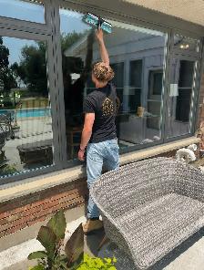 Window Cleaning Technician – Commission Based