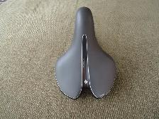 SPECIALIZED - Sonoma, Bike Seat like NEW - Photo 2