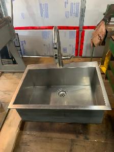 Farm house style kitchen sink with faucet - Photo 2