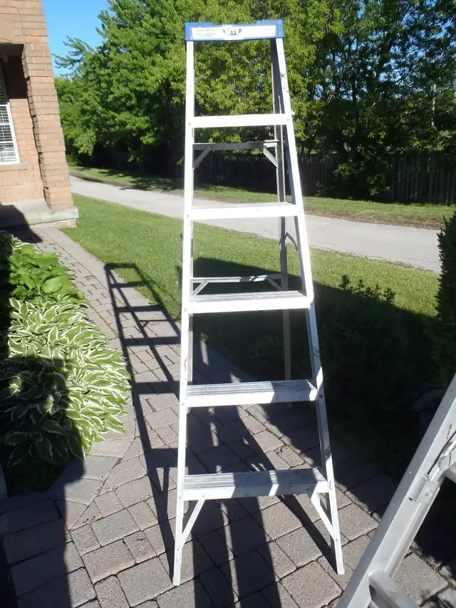 Aluminum Step Ladder 6 Feet