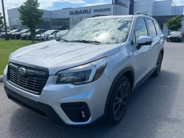 2021 Subaru Forester Sport // TOIT OUVRANT, PHARE A DEL, CARPLAY