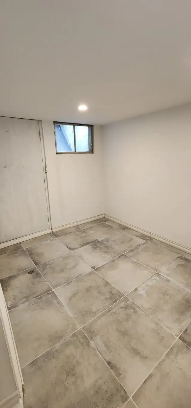 Private room available for rent in new renovated basement