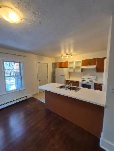 1640 Ontario St., - 2 bedroom apartment available immediately - Photo 2