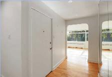 Massive 3 bdrm unit, recently renovated, in fantastic walkab - Photo 5