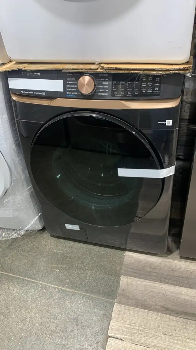 Washer -  27' Samsung  5.8 Cu. Ft.  Front Load - WF50BG8300AV