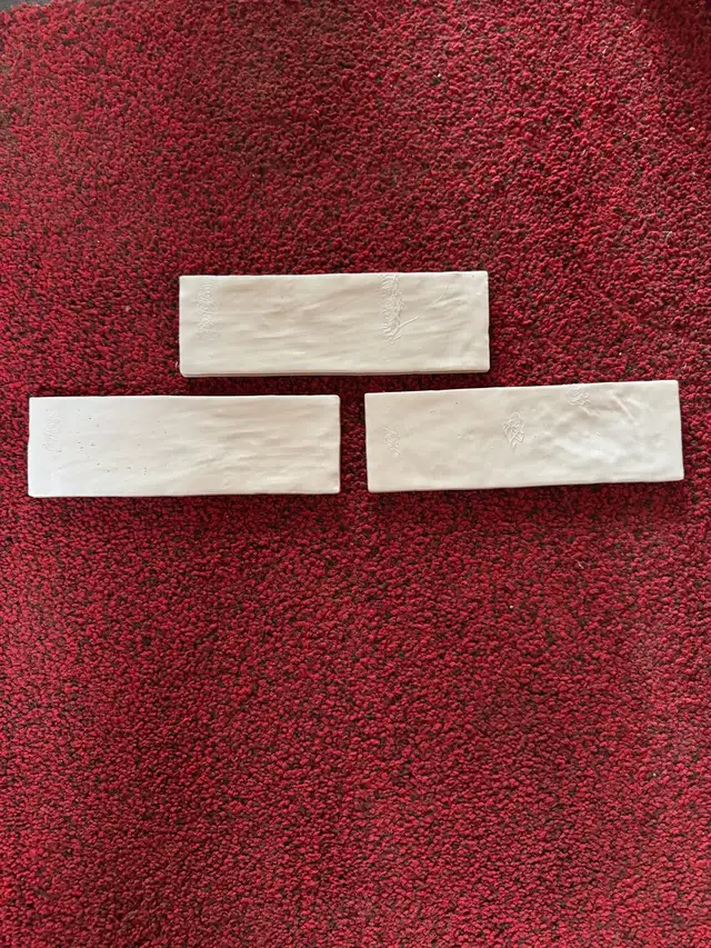 tiles (white)