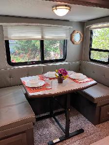 MINT 2020 ROCKWOOD travel trailer - Photo 5