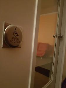 FANTASTIC OPPORTUNITY! LARGE 2BR 2BATH WALK TO SB HOSPITAL - Photo 21