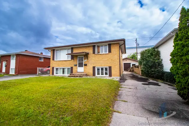 Appartement à louer - 235 rue Marquette #B