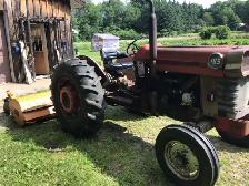 Massey Ferguson 165 Tractor - Photo 3
