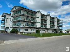 Top floor, 2 Bedroom Condo (2 Bath) for Rent in Drayton Val ley
