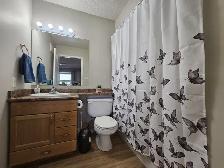 Top floor, 2 Bedroom Condo (2 Bath) for Rent in Drayton Val ley - Photo 9