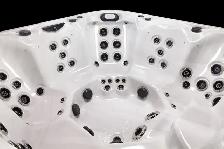 8 MAN HOT TUB FULL OPEN CONCEPT 4 PUMPS - Photo 3