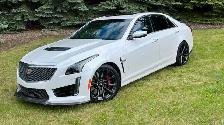 2017 Cadillac CTS-V - Photo 2