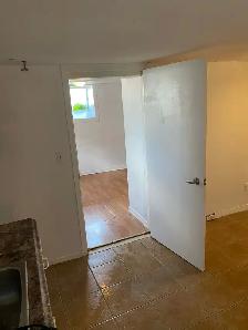 5 et demi à louer à Laval Chomedey ( sous sol triplex ) - Photo 4