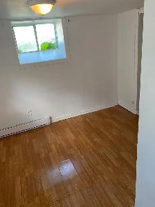 5 et demi à louer à Laval Chomedey ( sous sol triplex ) - Photo 9