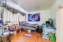 McMaster Student Room for Rent – Utilities Included - Photo 5