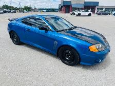 2004 Hyundai Tiburon Sport Manual ( LOW KM ) - Photo 2