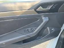 2019 Volkswagen Jetta Execline Nav ,Remote Start Sunroof ,Leathe - Photo 27