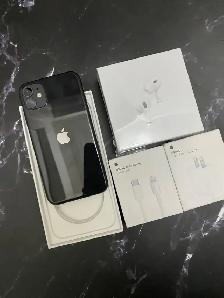 iPhone 11 256GB Unlocked - Excellent Condition!