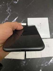 iPhone 11 256GB Unlocked - Excellent Condition! - Photo 7