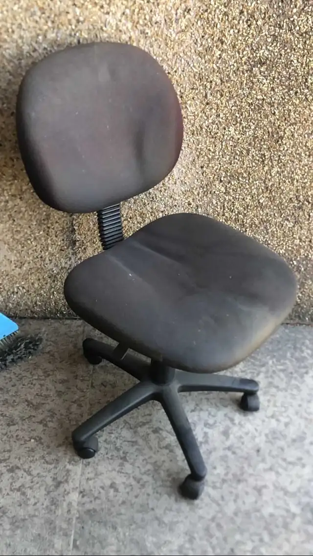 Free Office Chair