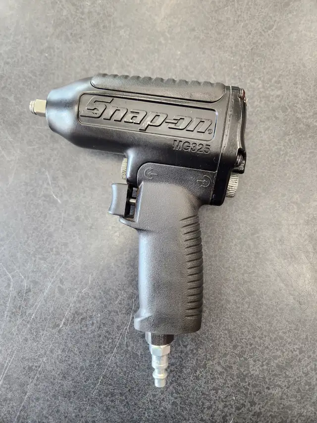 Snap-On 3/8' Air Impact Gun MG325