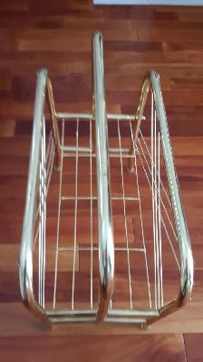 GRAND SUPPORT RANGEMENT EN MÉTAL OR 7 'LARx13'LONx15'HAU: $15.00
