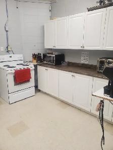Large Furnished Room | Weekly & Monthly Rentals Available - Photo 5