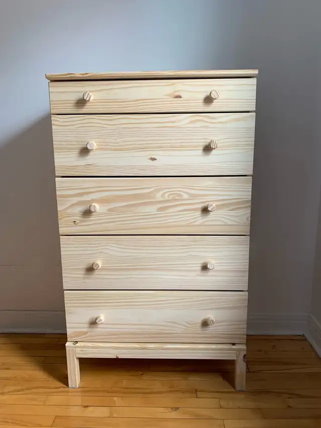 À vendre Commode TARVA IKEA à 5 tiroirs